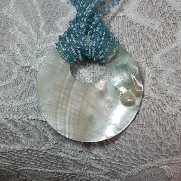 Shell Necklace - Picture 3 of 5
